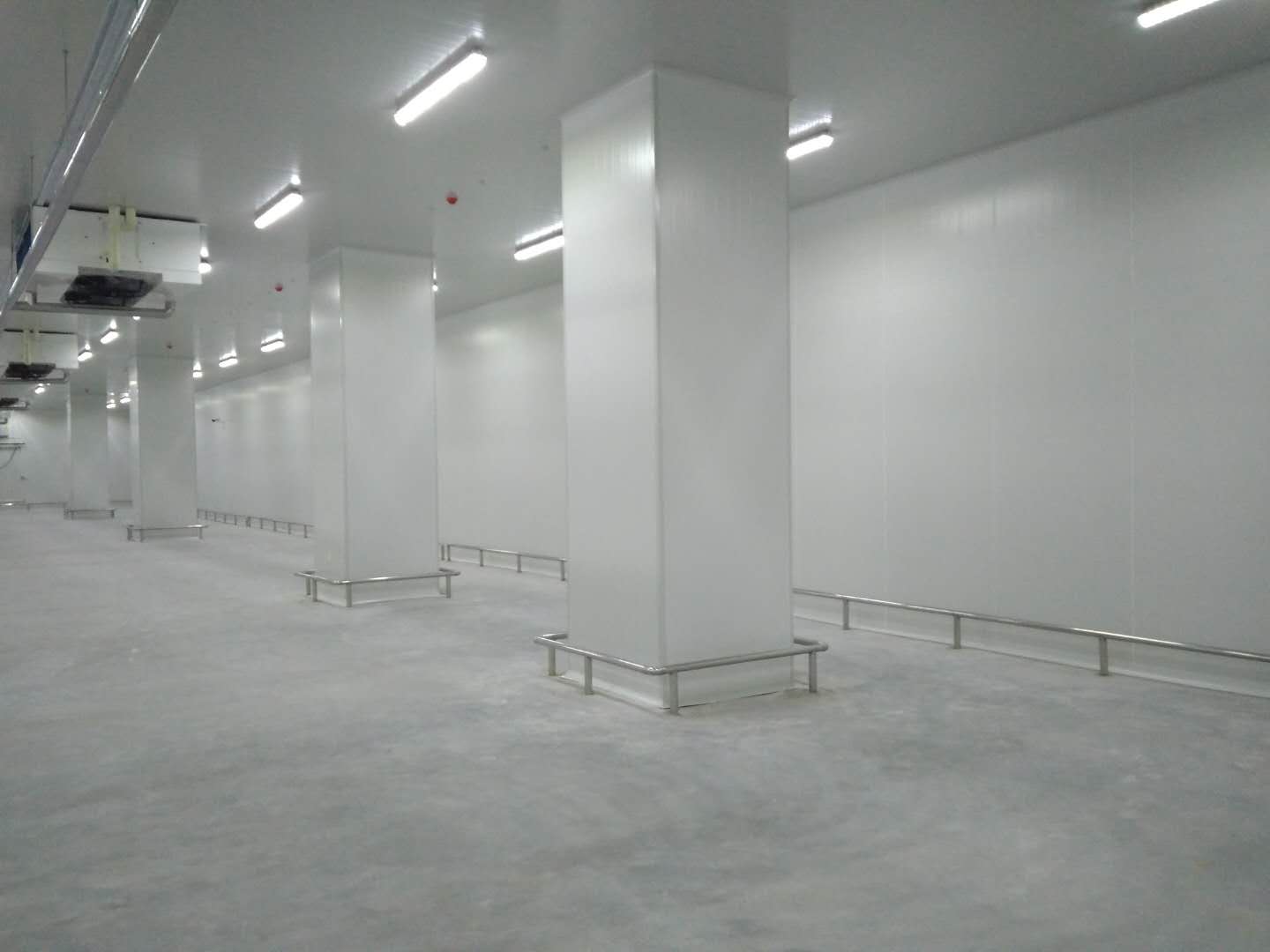 建造大型食品冷鏈物流倉(cāng)庫(kù)投資成本需要多少錢(qián)？